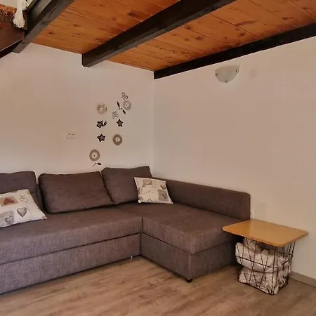 Dutkovic Apartment