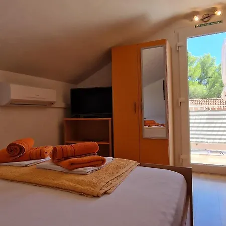 Dutkovic Apartment *