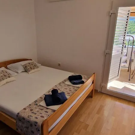 Lägenhet Dutkovic Vrboska